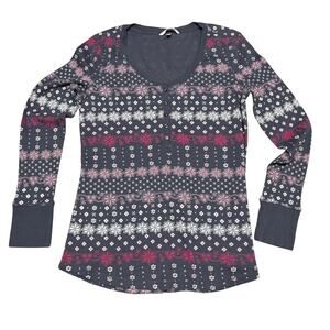 Victoria's Secret Thermal Waffle Henley Long Sleeve Shirt Large snowflake print